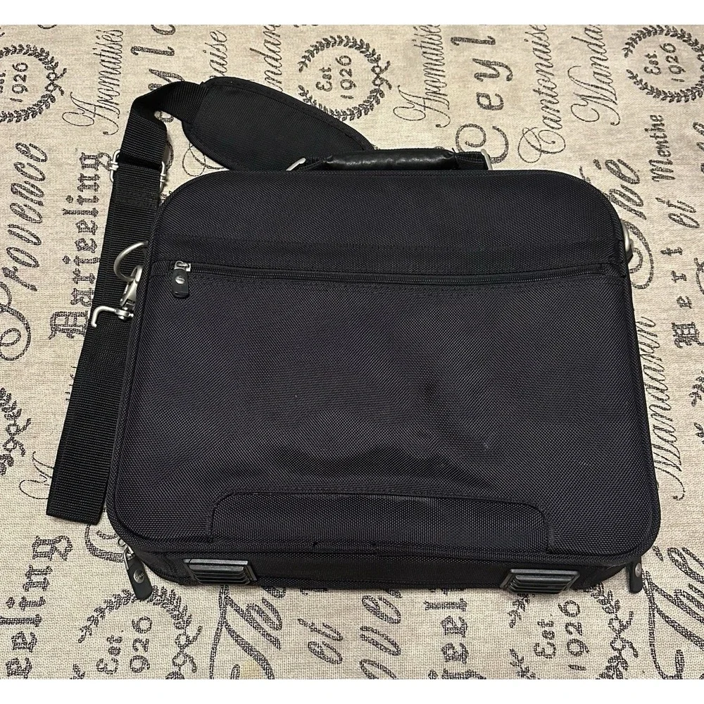 Dell Travel Bag Laptop Computer Briefcase Messenger Shoulder Bag Black